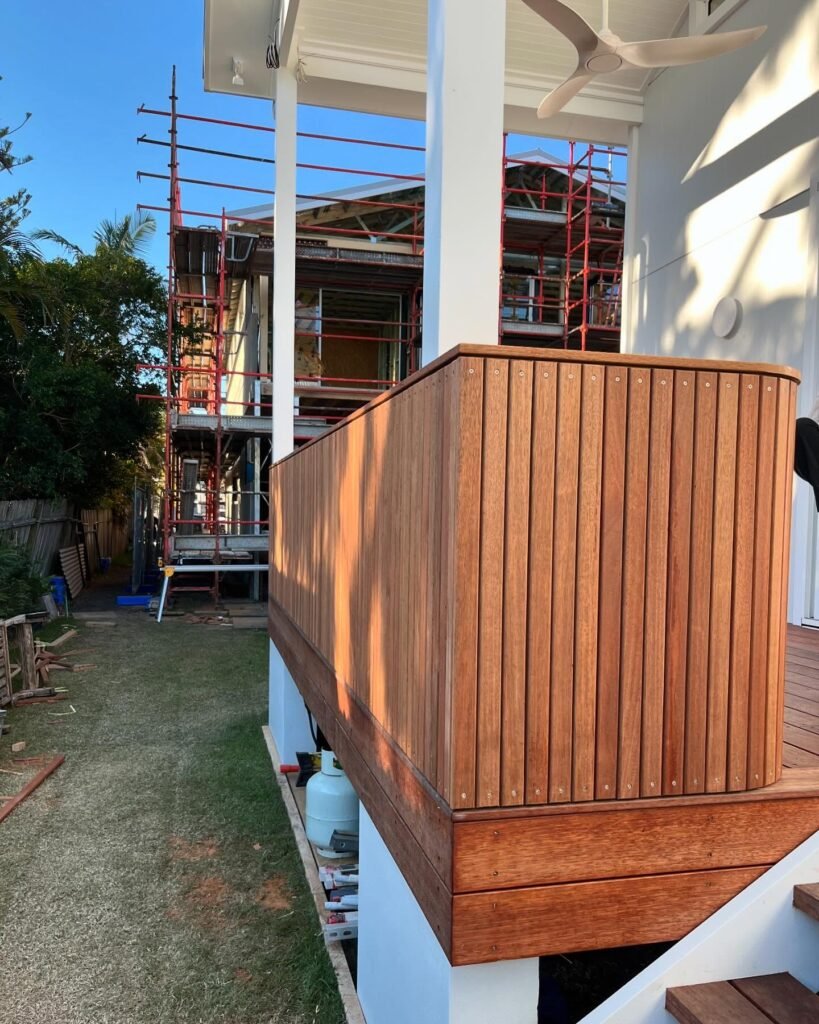 Timber bench seat with mitred corner